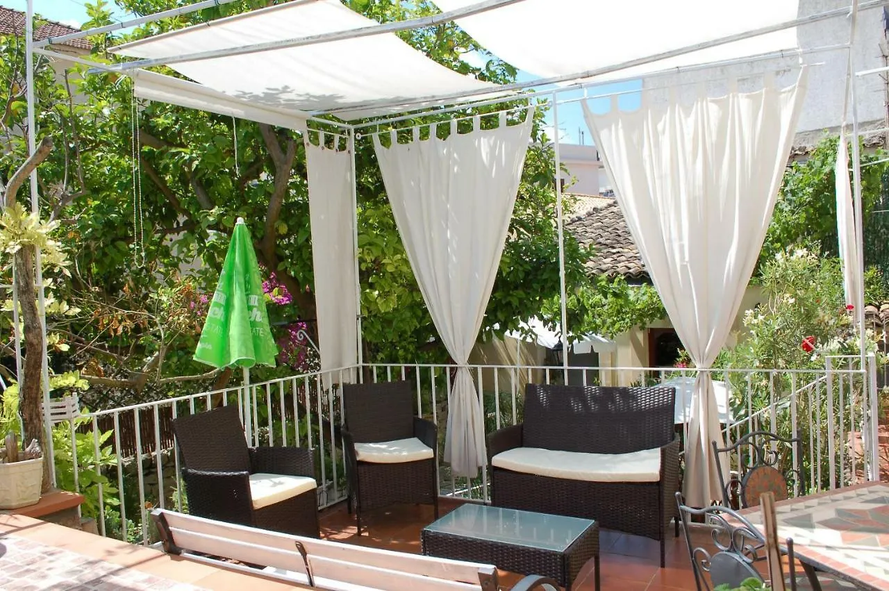 B&B Il Giardino Dei Sospiri Ragusa Holiday home