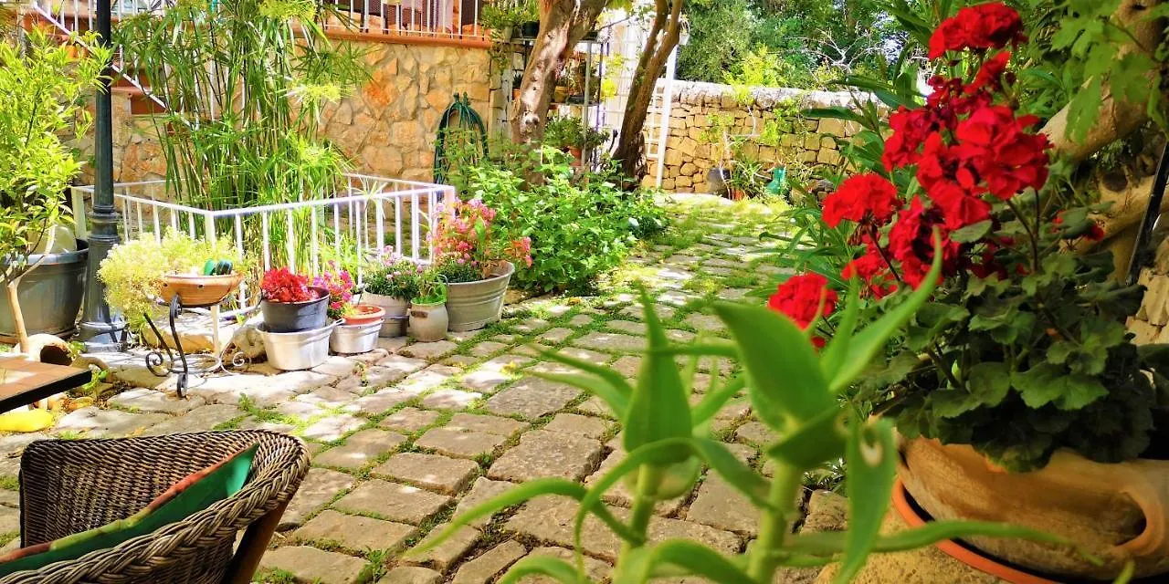 B&B Il Giardino Dei Sospiri Ragusa Holiday home